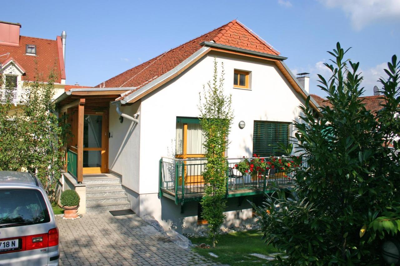 Pension Christina Weiz Exterior photo